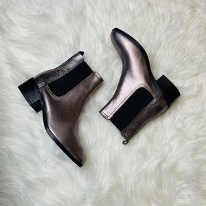 Women’s Kenneth Cole Chelsea Boots Size 8.5 & 9.5
